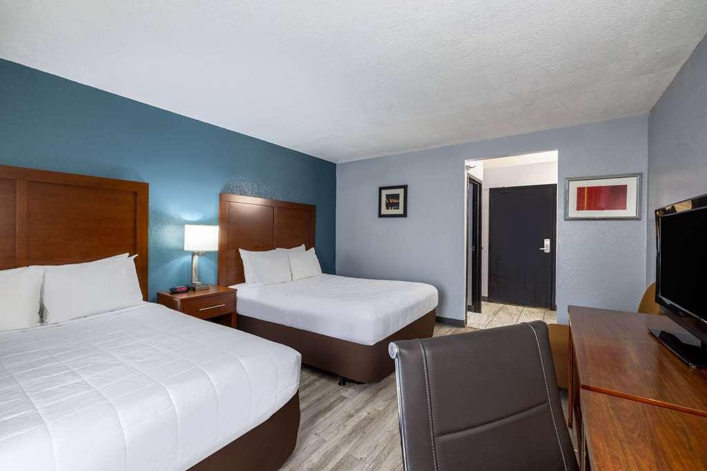 Travelodge By Wyndham Brooklyn Center Quarto foto
