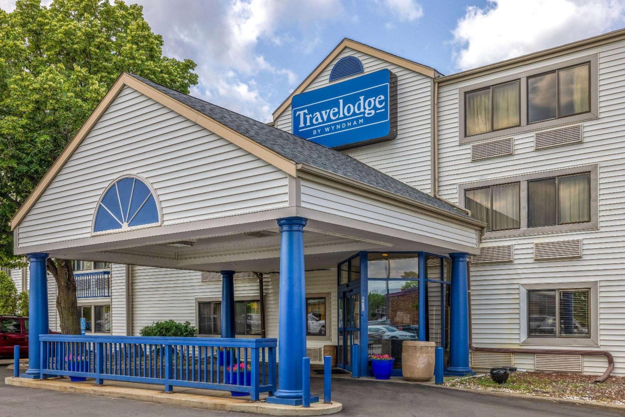 Travelodge By Wyndham Brooklyn Center Exterior foto